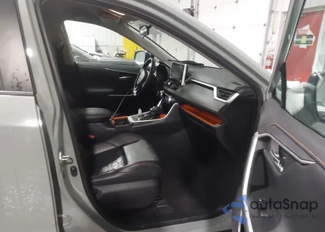 2021 Toyota Rav4 Adventure z USA, uszkodzony, nr VIN 2T3J1RFV3MW172405